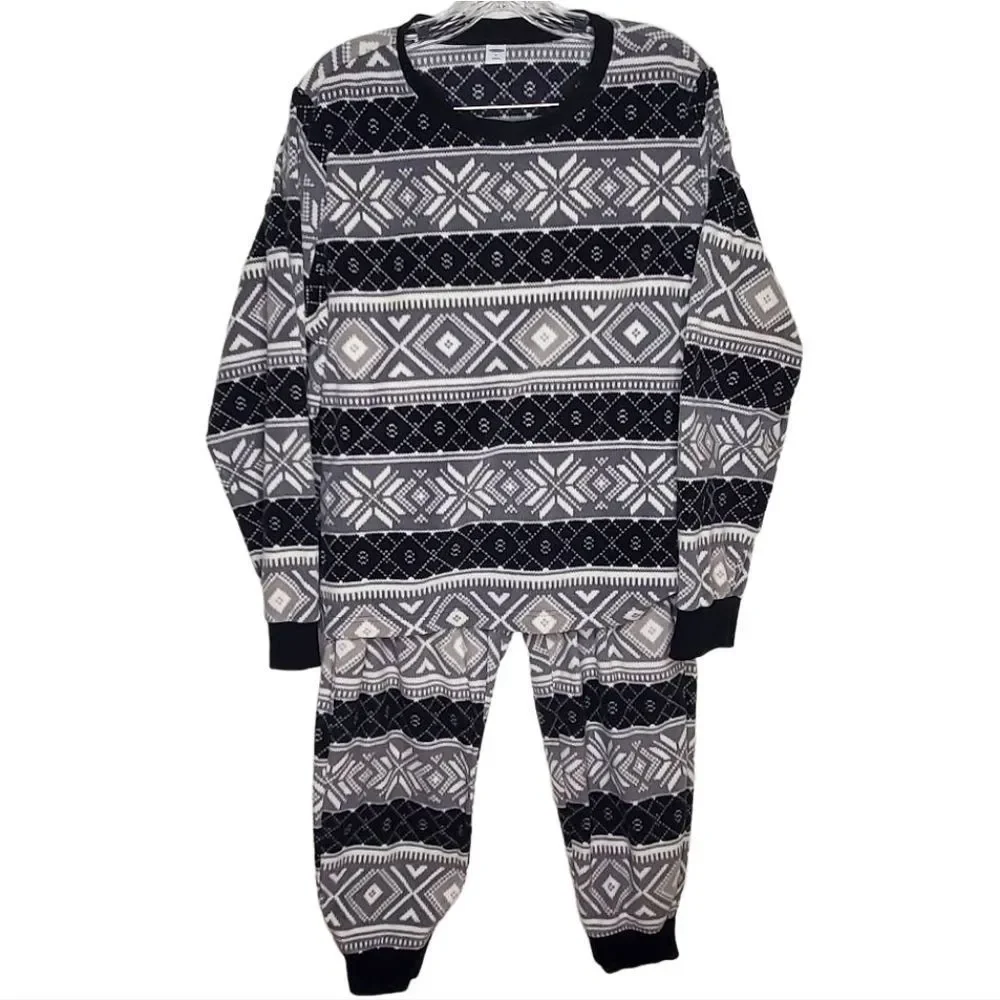 Old Navy Black White Fair Isle Christmas Holiday Winter Micro Fleece Pajamas Set